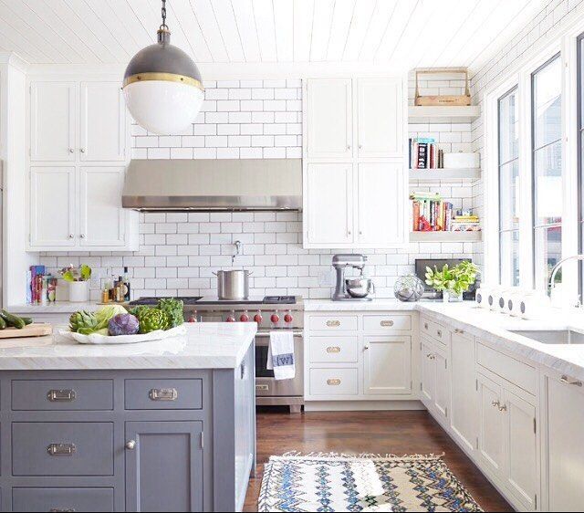 Best 25+ Two toned kitchen ideas only on Pinterest | Two tone ... Best 25+ Two toned kitchen ideas only on Pinterest | Two tone ...
