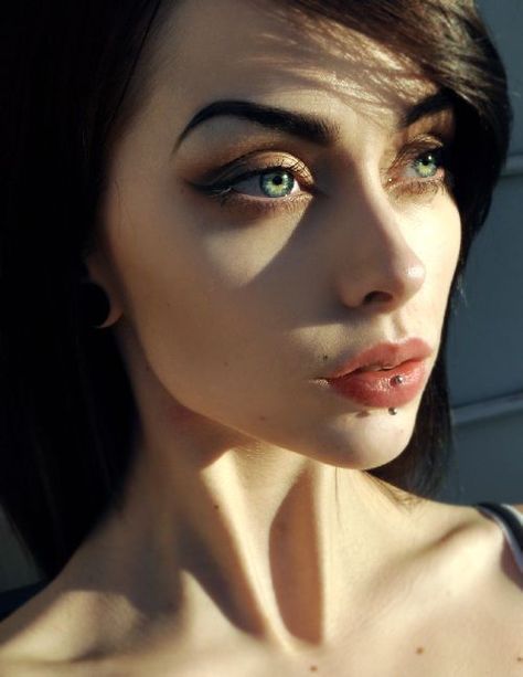 Knoxville sex club Worlds most beautiful nude angel