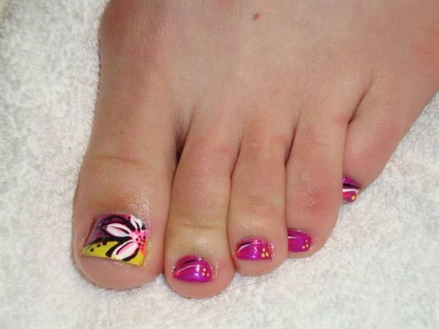 164 Best Pedicure Toenail Art Images On Pinterest Pedicures Toe Fleur Pico By Liquide Nail Art Gallery Nailartgallery Nailsmag Nails Magazine