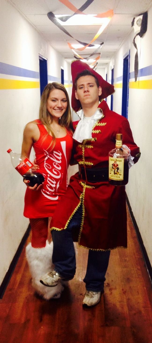 2 couples halloween costume ideas 2018 to cast an innocent look halloween hal