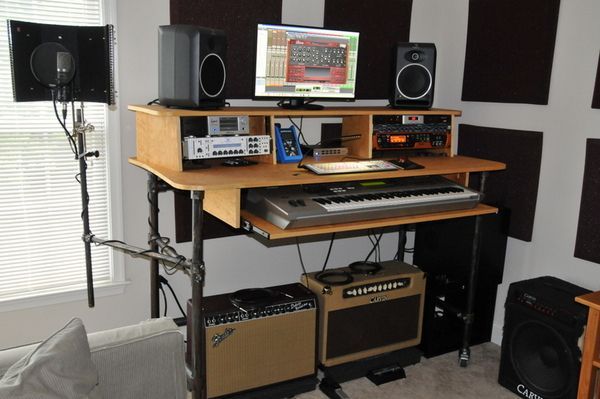 Rolling Recording Desk With Microphone Stand Recording Desk With Microphone Stand