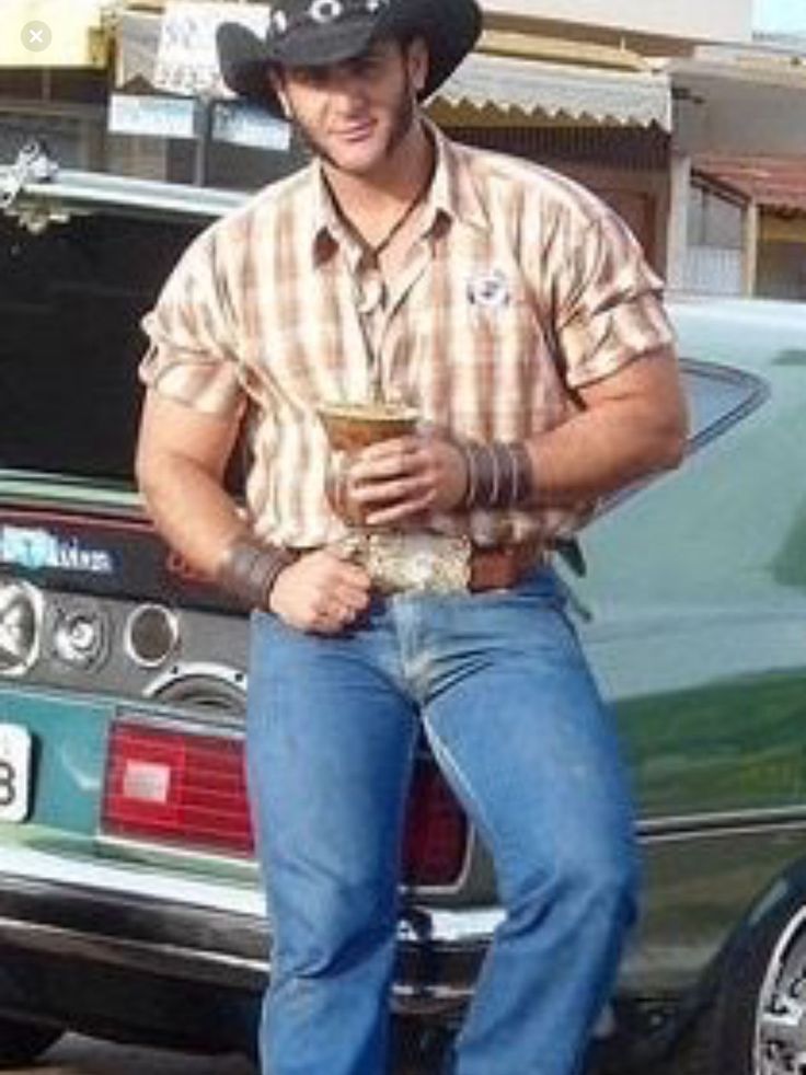 Pin by Belt Thick on Vaqueros | Hot country men, Country men, Hot