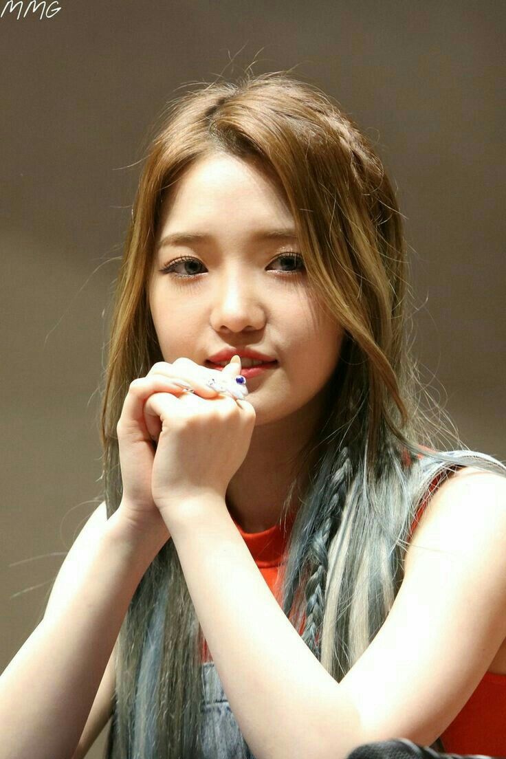 roh jisun amma fromis 9 roh jisun amma fromis 9