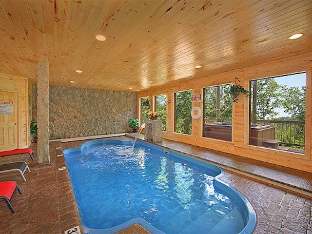 7 Top Gatlinburg Cabins With Indoor Pools Book Online Luxury Cabin Rental Luxury Log Cabins Luxury Cabin