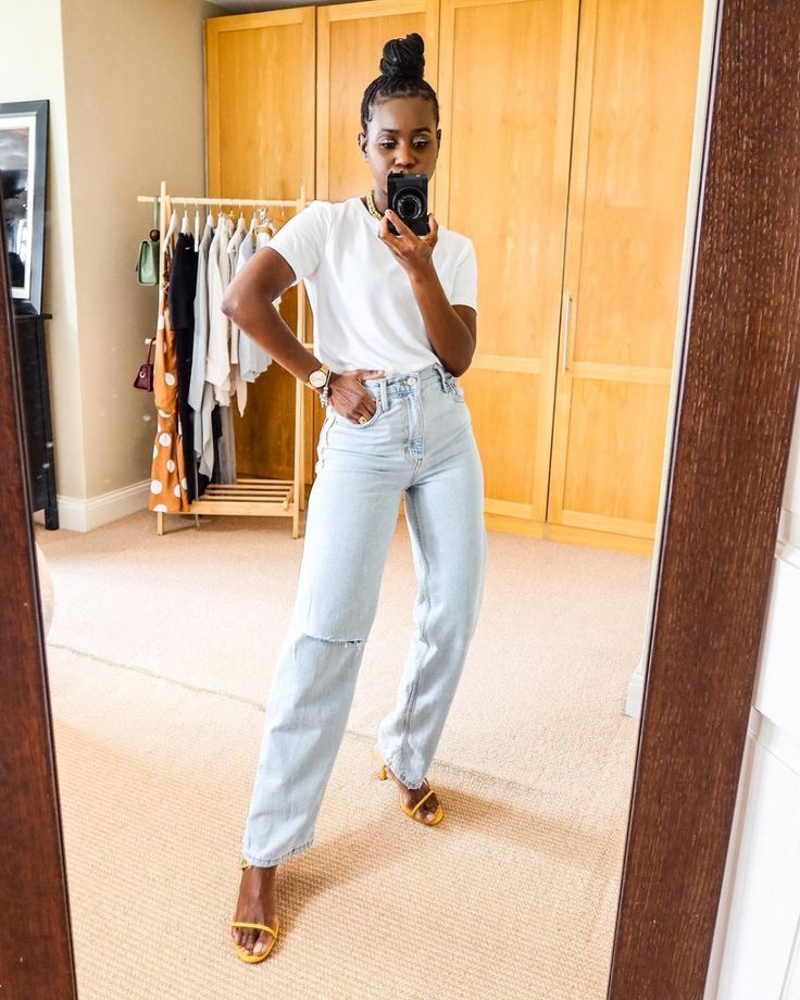 How The Humble White Shirt And Jeans Has Become The Surprising Celebrity  Outfit Of 2023 | British Vogue