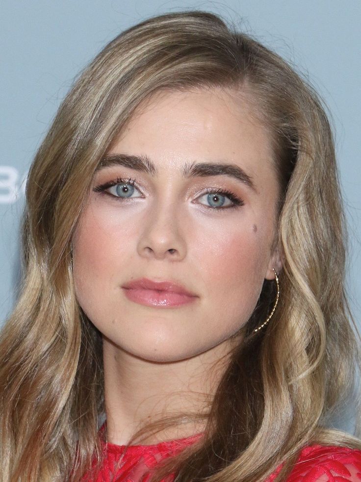Image result for Melissa Roxburgh Hair beauty, Hair inspiration, Hair styles