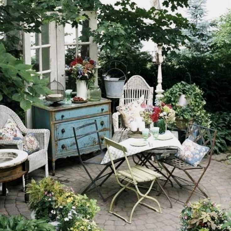 Beautiful Shabby Chic Outdoor Ideas To Consider For Your Spaces Outdoors D Decor Garden Vintage Patio Shabby Chic Outdoor Decor, Shabby Chic Outdoor Furniture Ideas