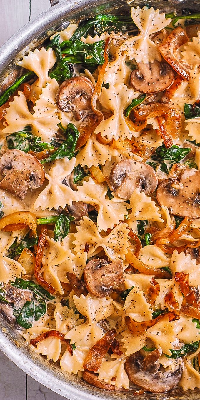 Creamy Farfalle with Spinach, Mushrooms, Caramelized Onions