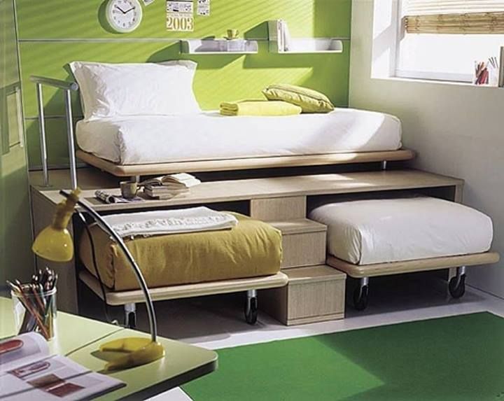 three kids but only one shared bedroom? here is a terrific #diy bed