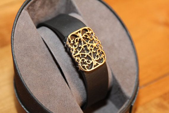 Fitbit Bracelet Charge Hr Cover Fitbit Bracelet Charge Hr Cover Elegant Filigree Goldtone My Style Pinterest And