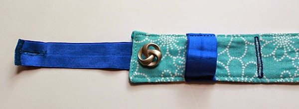 Spin The Pins Kayarna S Hand Sanitizer Holder Hand Sewing