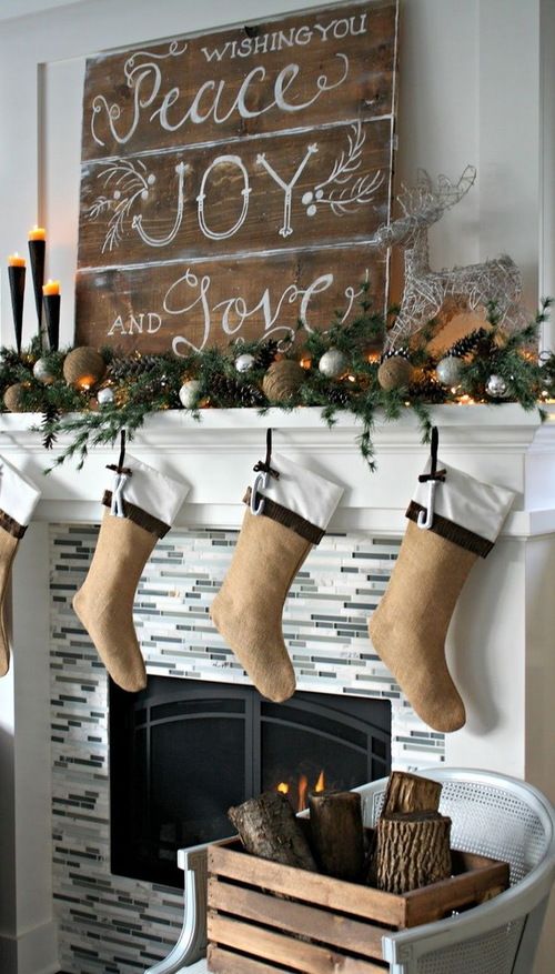 Decorating A Mantel For Christmas 905 best christmas mantels images on pinterest | christmas ideas Decorating A Mantel For Christmas 905 best christmas mantels images on pinterest | christmas ideas