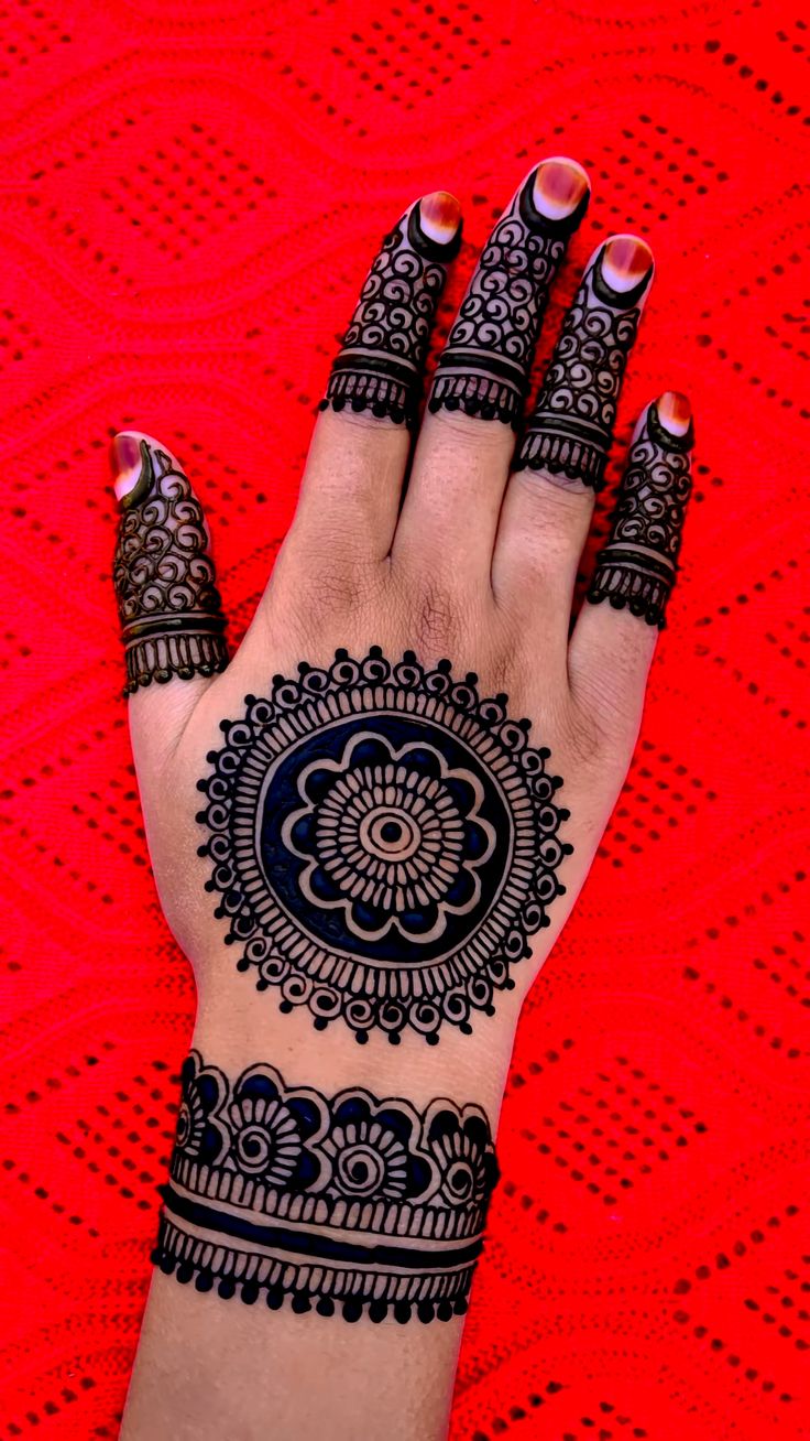 tattoo henna aesthetic huruf tattoo henna design tattoo henna style