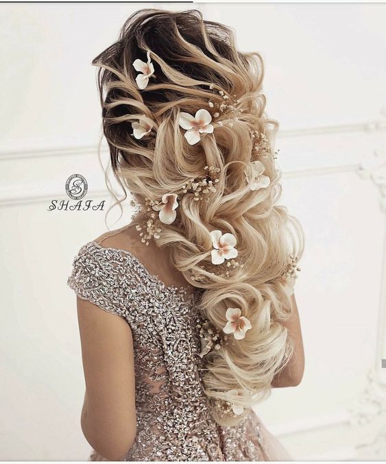 تسريحات شعر للعروس غاية في الرقة والرومانسية 2019 Elegant And Romantic Bridal Hairstyles Collection Wedding Hairstyles Hair Beauty Hair Styles