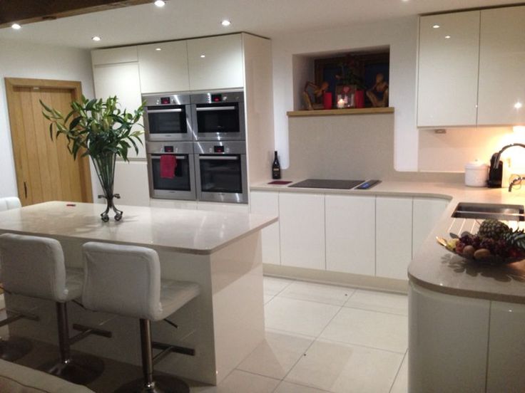 kitchen and bath design studio st louis clients cream handless kitchen in chorley with curved units and bosch appliances 65 best modern kitchens images on pinterest contemporary unit kitchen and bath design studio st louis clients cream handless kitchen in chorley with curved units and bosch appliances 65 best modern kitchens images on pinterest contemporary unit