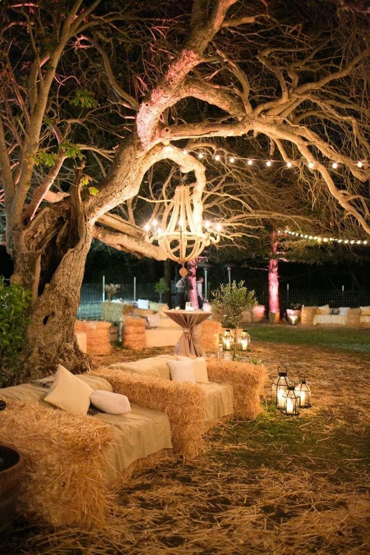 Hay Bales Sofa Ideas For Rustic Outdoor Country And Barn Party Hay Bales Sofa Ideas For Rustic Outdoor Country And Barn Party