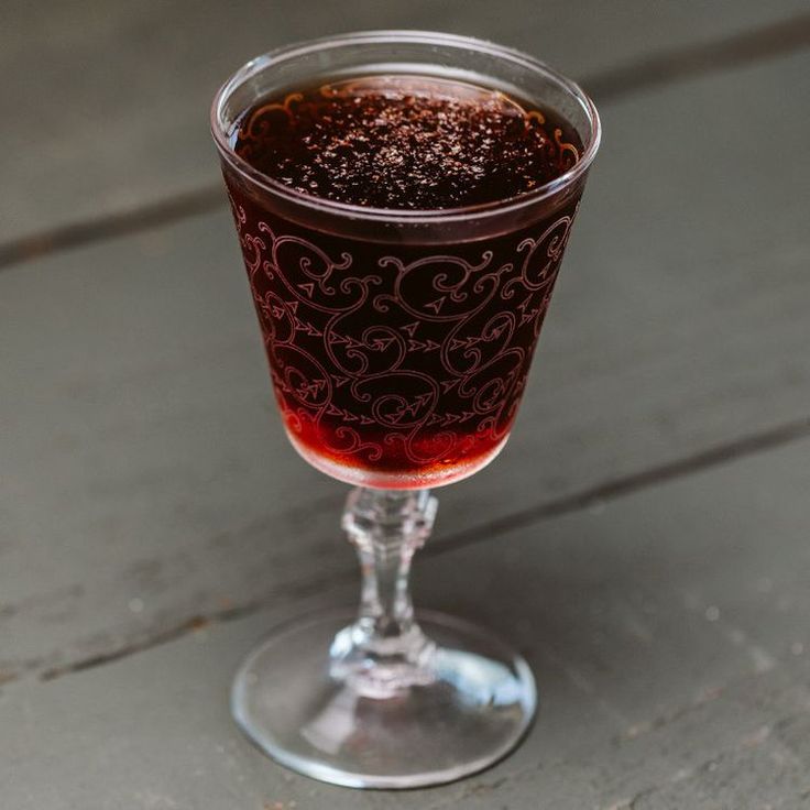 The Brandy Sangaree Is the Perfect Drink for Entertaining The Brandy Sangaree Is the Perfect Drink for Entertaining