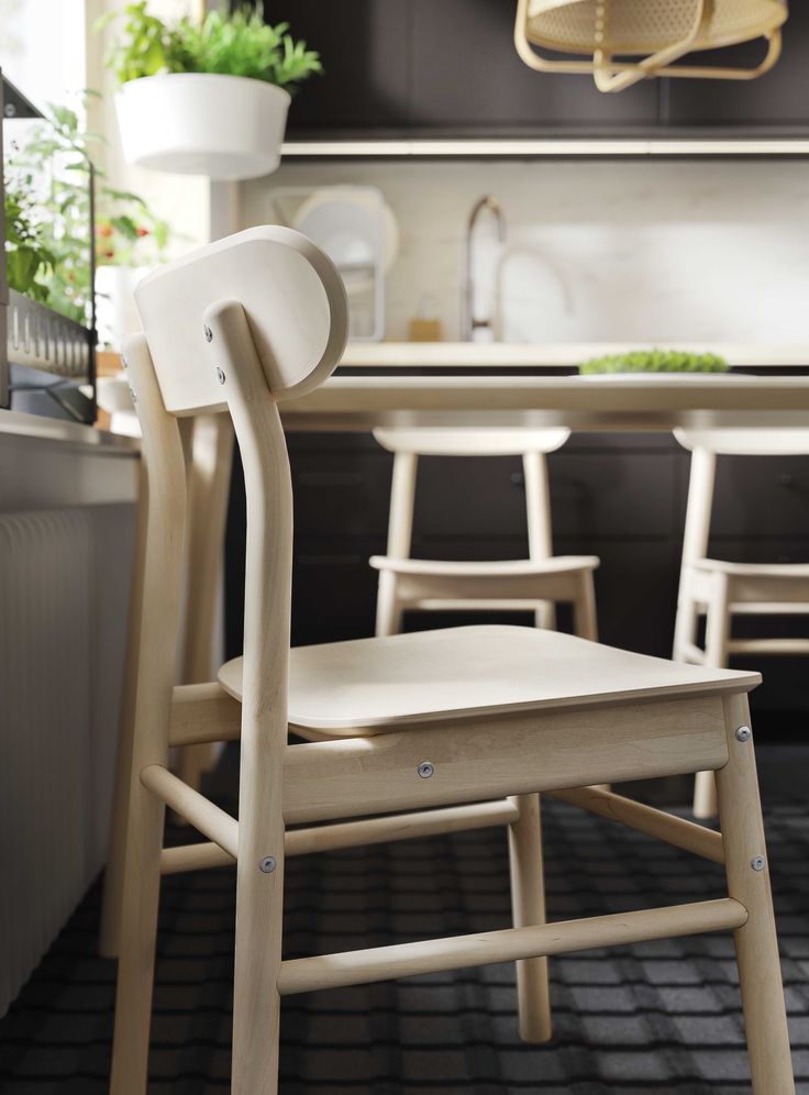 RÖNNINGE Eetkamerstoel, berken - IKEA | Eetkamerstoelen ...