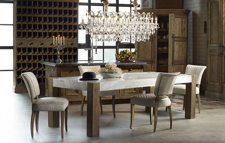 A Host S Guide To The Best Crystal Chandeliers For Your Dining Room Table Chandelier Dining Room Table, Crystal Chandelier Above Dining Table
