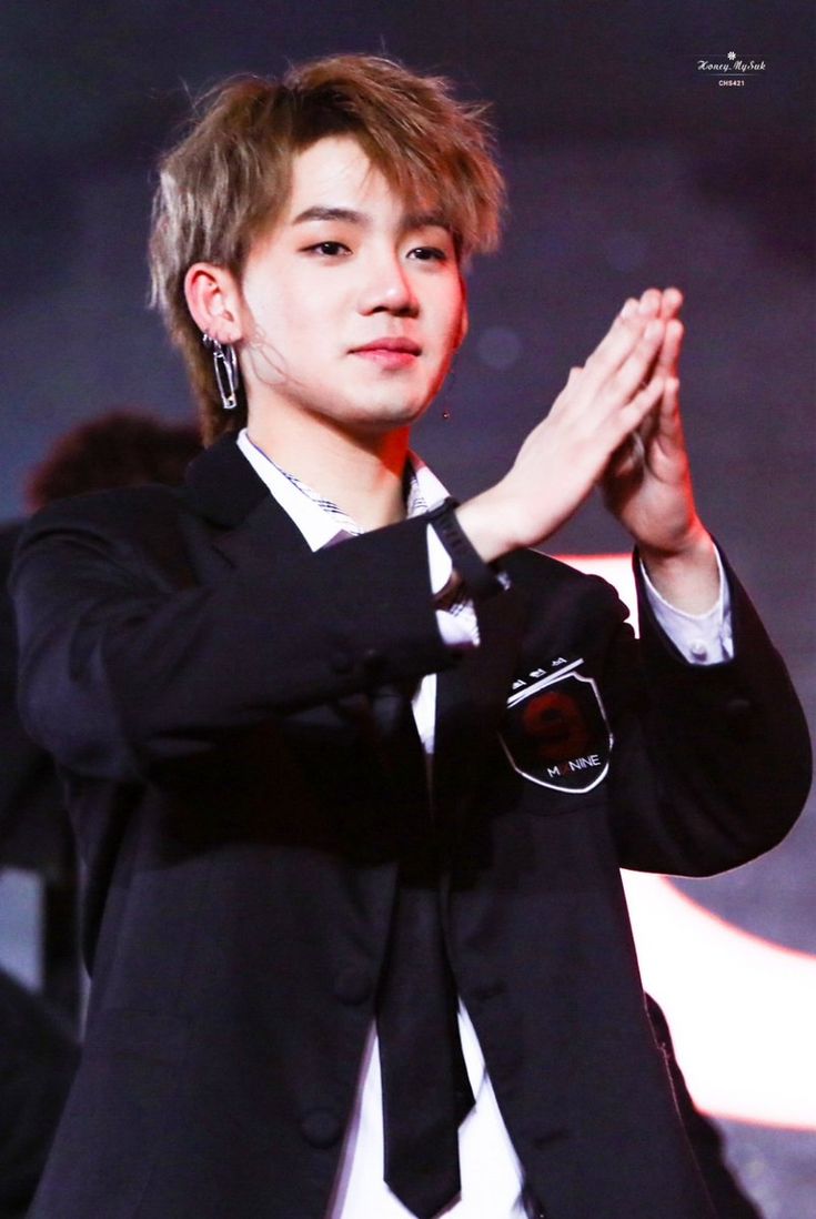 180126 choi hyunsuk treasure boxes rapper korean artist 180126 choi hyunsuk treasure boxes rapper korean artist