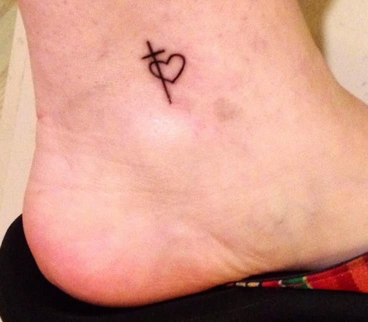best 25 pretty cross tattoo ideas on pinterest cross tattoos best 25 pretty cross tattoo ideas on pinterest cross tattoos