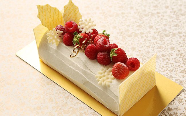 ブッシュ ド ノエル フレーズ」 生クリームと甘酸っぱい野いちご