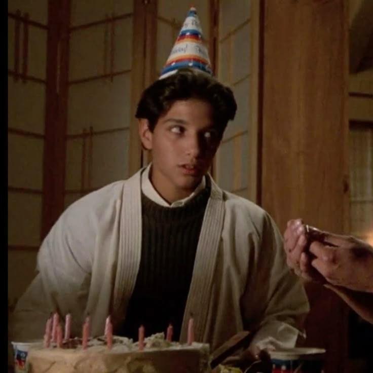 side eye 😒 in 2024 | Ralph macchio, Ralph macchio the outsiders, Karate kid