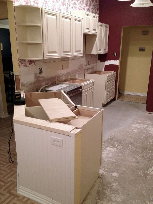 Remodeling A 1980s Kitchen On Budget In 2019 Home Repair Remodeling A 1980s Kitchen On Budget Diy Home Improvement Cabinets Design