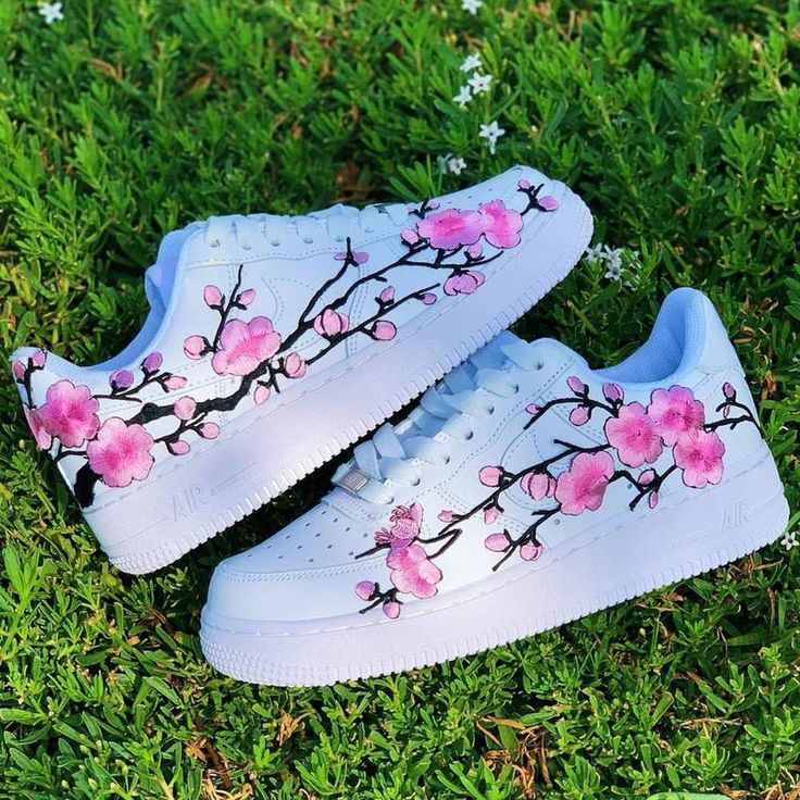 Pin by m on shoᎬs in 2020 Custom shoes, Behind the