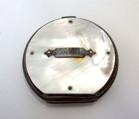 Antique Mother of Pearl Coin Purse Round Compact French Souvenir Memory Victorian Collectible Coin Purse Red Interior Memento DD 1465