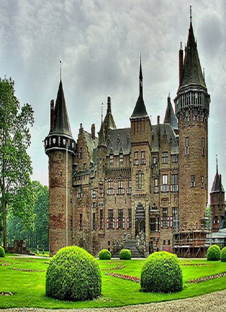 25 Best Castles In Holland Images On Pinterest Castle De Haar Is Located Near Haarzuilens In The Province Of Utrecht Netherlands