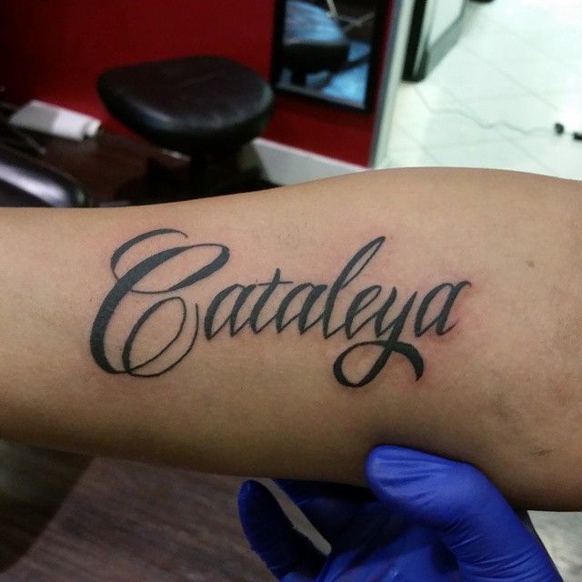 the 25 best forearm name tattoos ideas on pinterest shoulder the 25 best forearm name tattoos ideas on pinterest shoulder