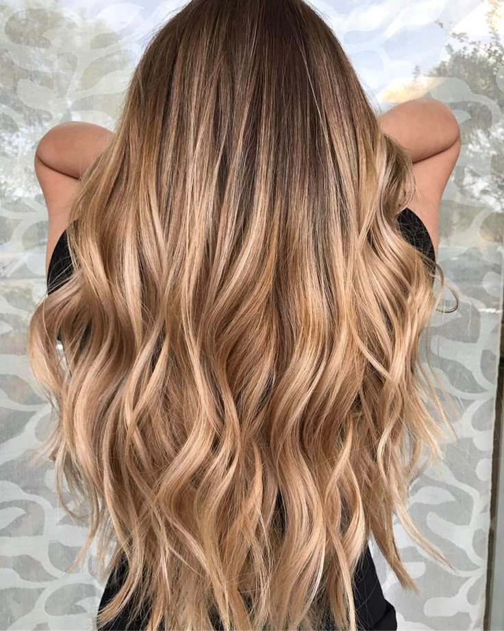 Oh Hunny 🍯🍯 #simplicitybalayage by @micki_cunningham Oh Hunny 🍯🍯 #simplicitybalayage by @micki_cunningham
