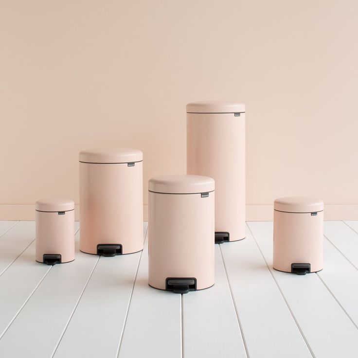 Com Brabantia Step Trash Can Newicon With Plastic Inner Bucket 8 Gal Clay Pink Home Amp Kitchen Cans Trash Cans Kitchen Can, What Is A Normal Kitchen Trash Can Size