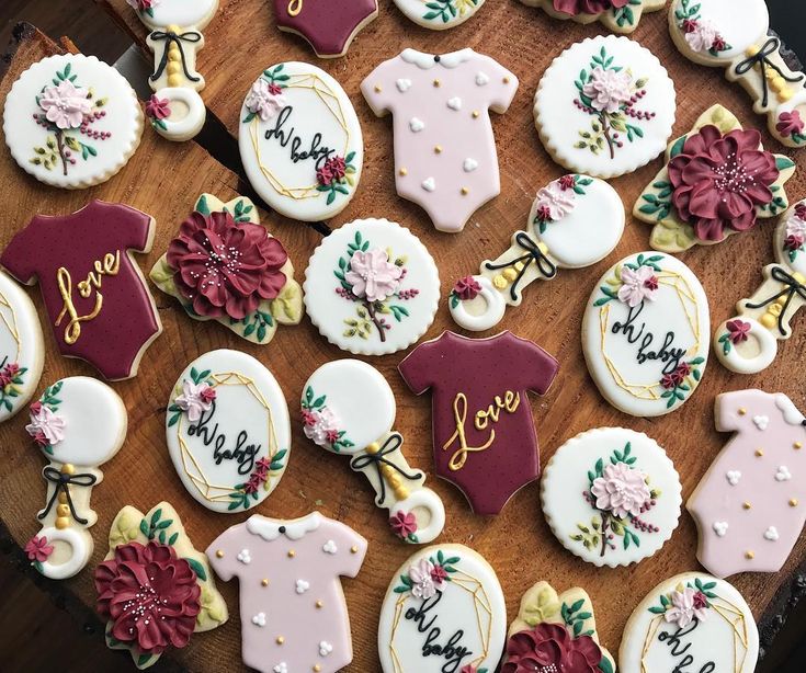 LilleYums Custom Desserts on Instagram: “Oh Baby! We just love how these flora...