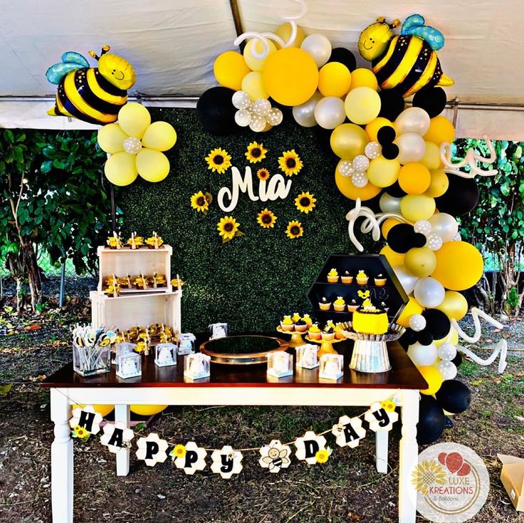 Sweet Beautiful Flower Photography Background Little bee Theme Birthday Party Backdrop Tropical Baby Shower Cake Table Decora Sweet Beautiful Flower Photography Background Little bee Theme Birthday Party Backdrop Tropical Baby Shower Cake Table Decora