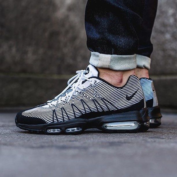 nike air max 95 jcrd black and sail nike air max 95 jcrd black and sail