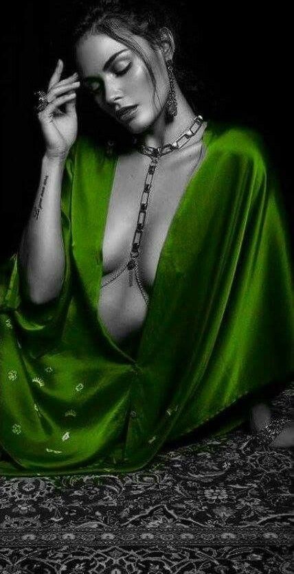 desi hot aunty image