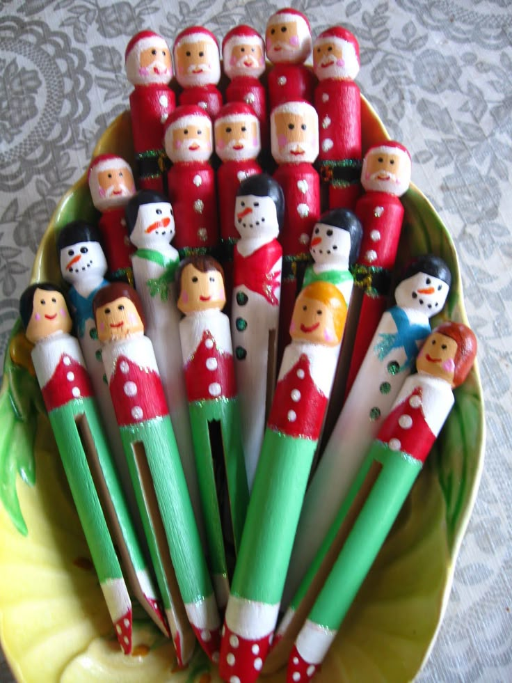 Christmas Crafts With Wooden Pegs