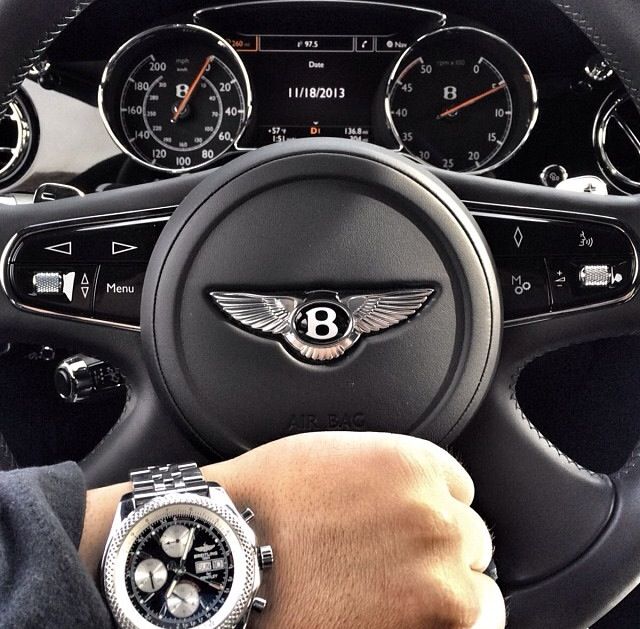 Girls Driving Expensive Cars Girls Driving Expensive Cars