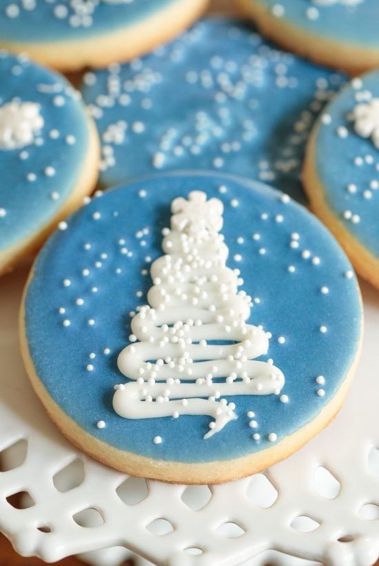 Easy Decorated Christmas Cookies Tutorial