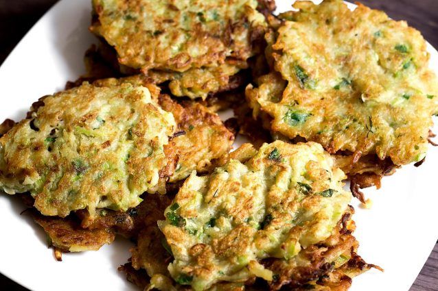 Frittelle di cipolle: la ricetta dell’antipasto sfizioso con cipolle di Tropea