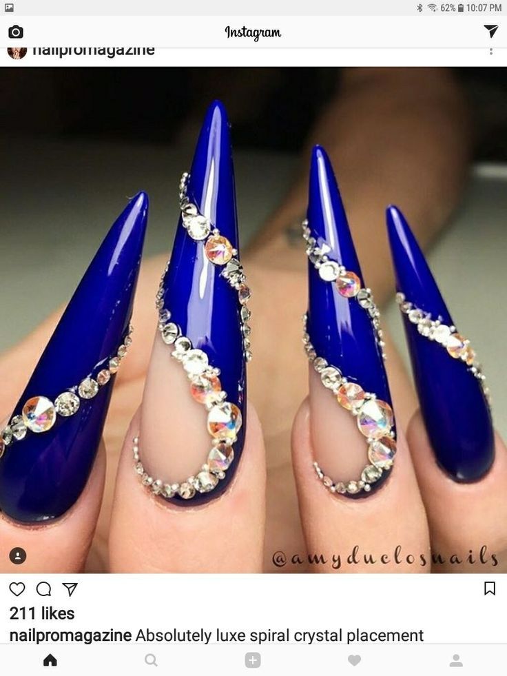 FIERCE Stilettnagelkunst! #nailart #unas FIERCE Stilettnagelkunst! #nailart #unas