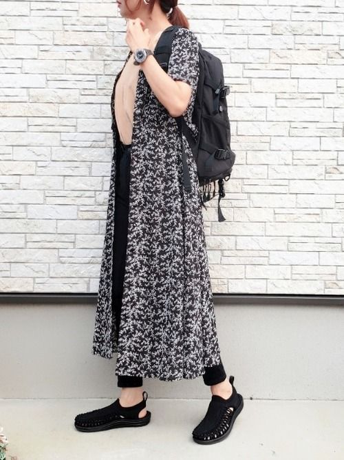 花柄ワンピース着回し Lejaさんのワンピースをガウンとして着てみました 長すぎず短すぎずのこの 花柄ワンピース 着回し ワンピース 花柄ワンピース着回し Lejaさんのワンピースをガウンとして着てみました 長すぎず短すぎずのこの 花柄ワンピース 着回し ワンピース