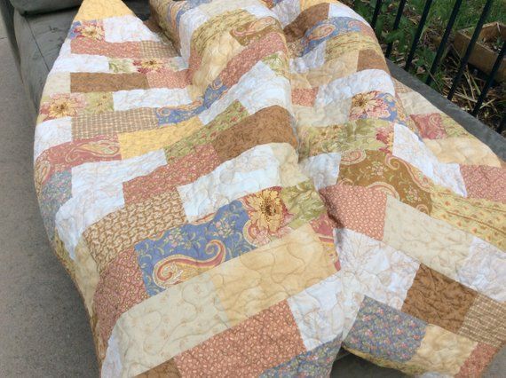 Country Chicken Quilt Quilts For Sale Handmade Quilts Quilts For Gifts By Nonnaquilts On Etsy Quilting Board Quilting Designs Quilts