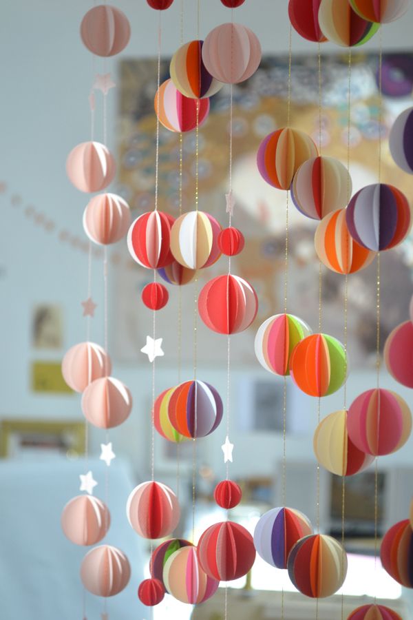 Livingly Paper Crafts And Mobiles Livingly Paper Crafts And Mobiles