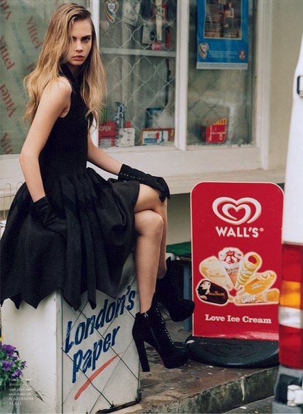 Cara Delevingne Instagram Pictures Cara Delevingne Instagram Pictures