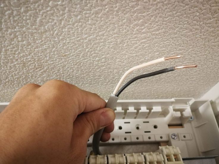 180度回転l字変換プラグ パナソニックローリングタップ がコンセント