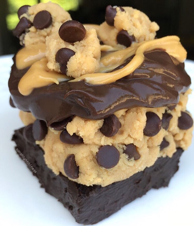 Sarah Lynn Flourless Chocolate Peanut Butter Cake Sarah Lynn Flourless Chocolate Peanut Butter Cake