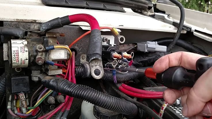 Installing a New Auxiliary Start Solenoid - RV Repair - RV DIY - 🚨